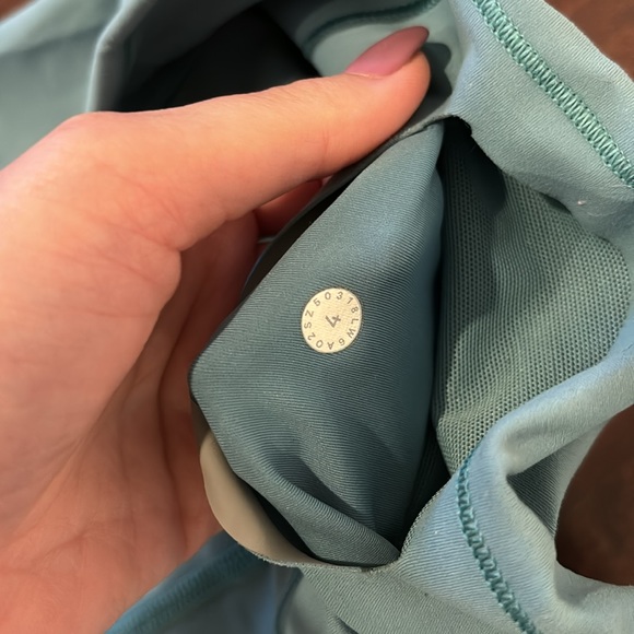 Lululemon cropped leggings - Picture 6 of 6